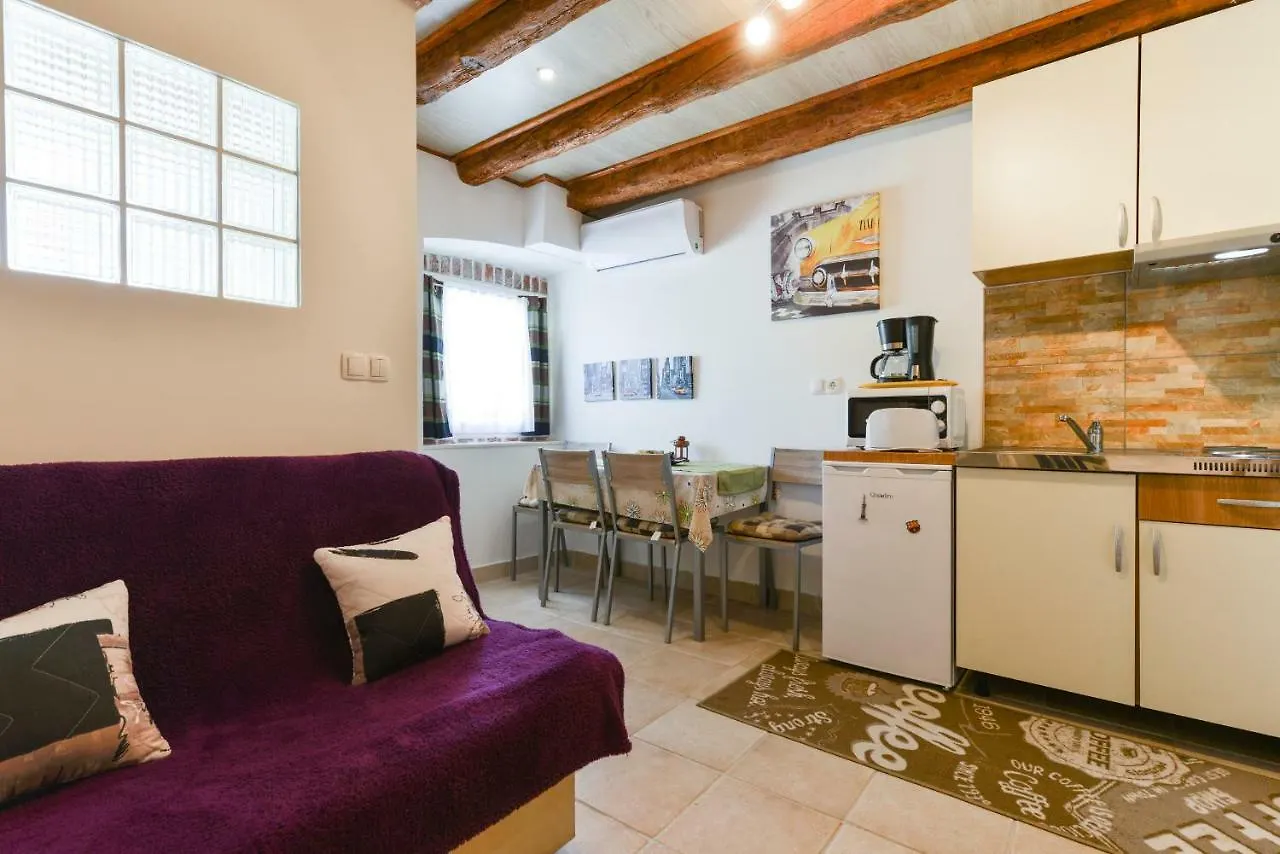 Studios Villa Romantica Zadar 0*,  Croatia