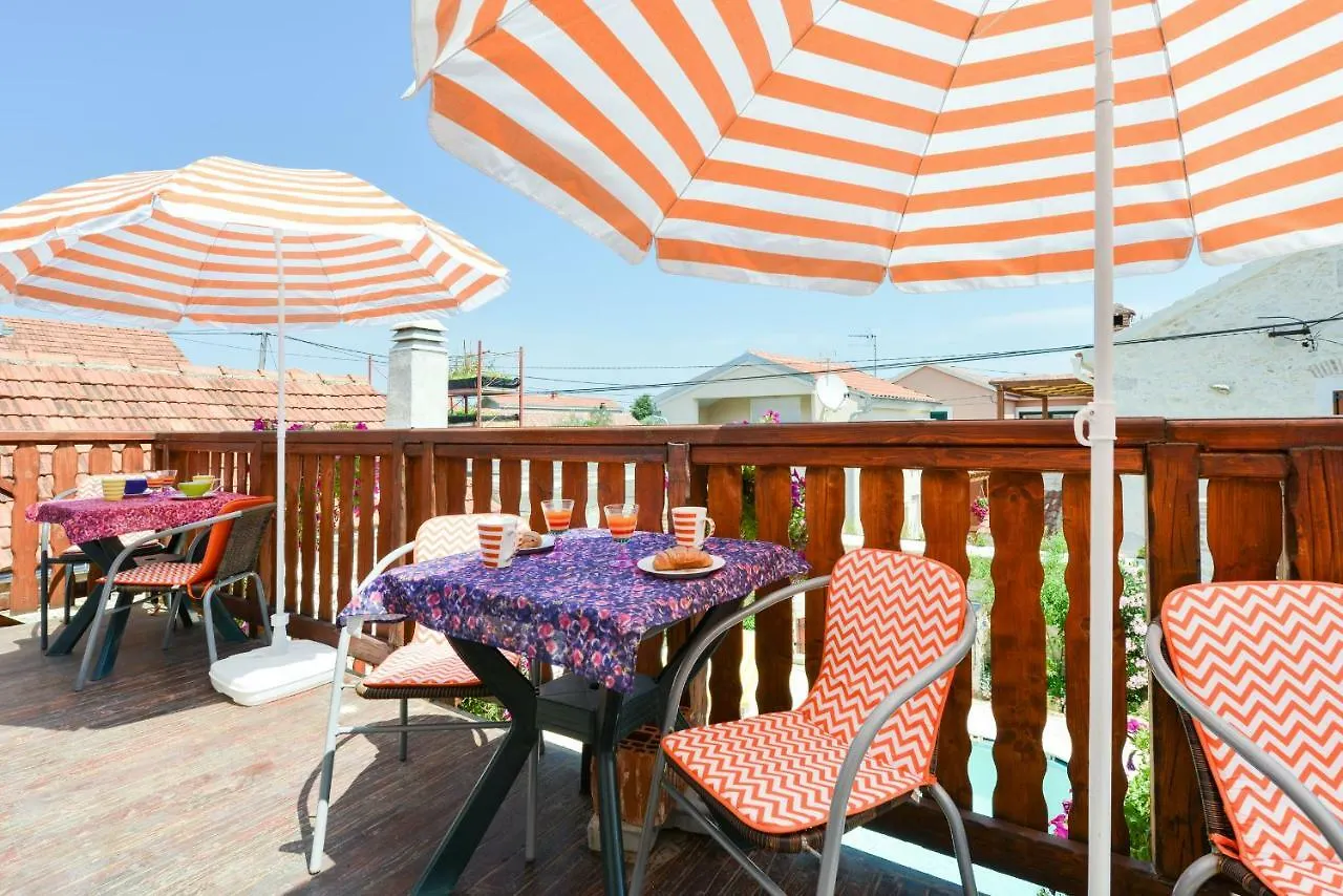 Studios Villa Romantica Zadar 0*,