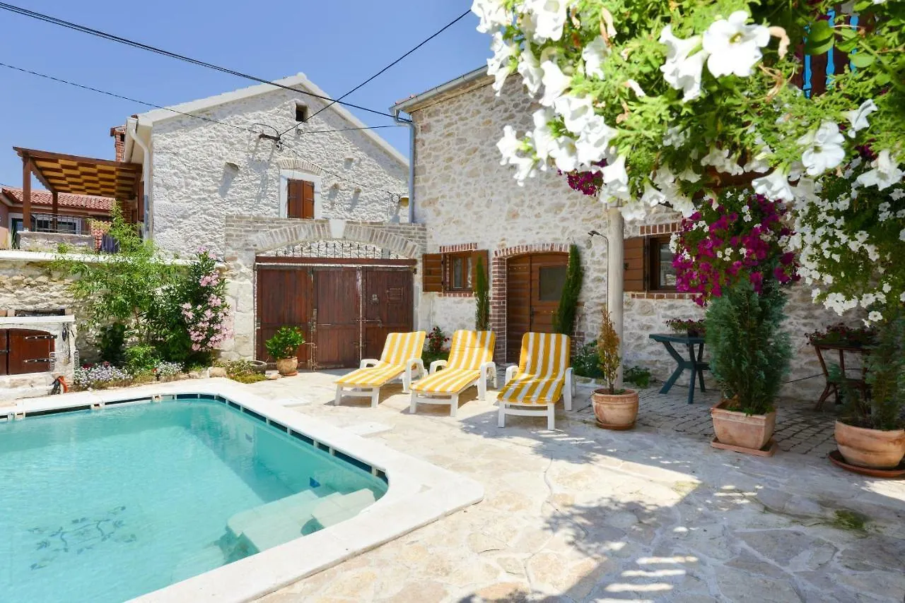 Studios Villa Romantica Zadar Croatia